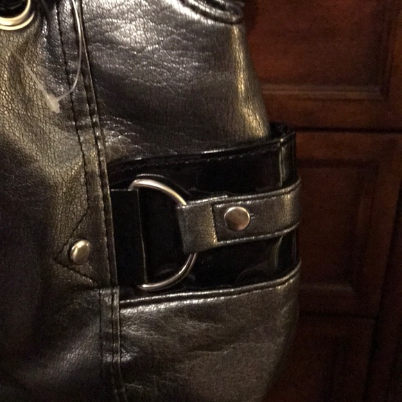 Gray and Black Vinyl Bag - Picture 3 of 4